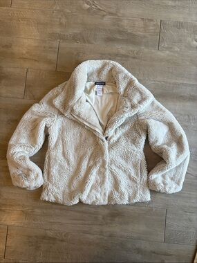 Patagonia Women's Sherpa Jacket - Cream Size Small
